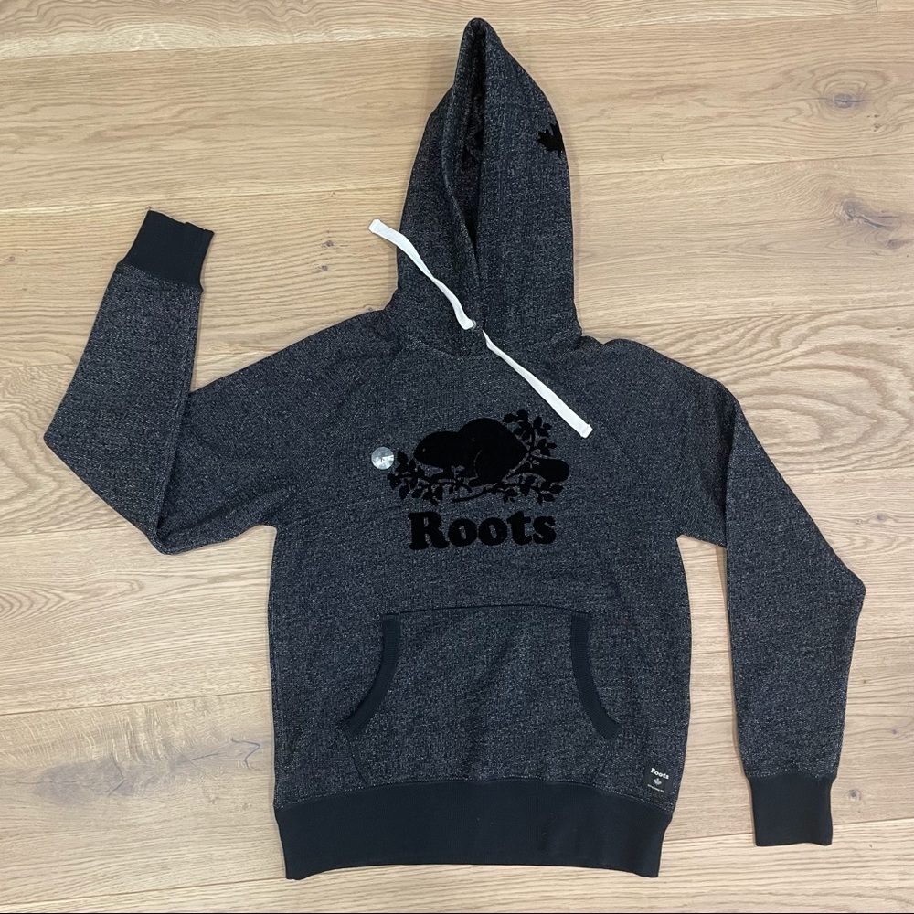 Roots sweatshirt brand new